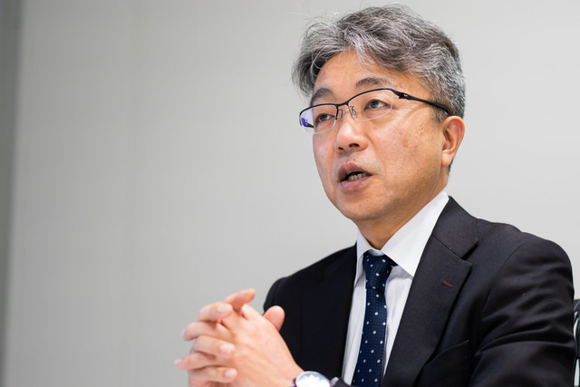 バラバラの顧客リストを一元化。営業効率化のシステム、選定の経緯